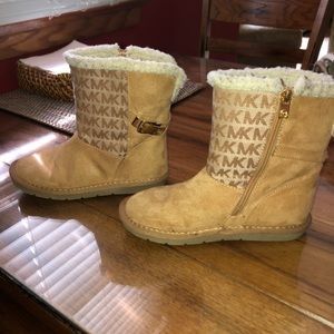 Kids size 2 Michael Kors boots
